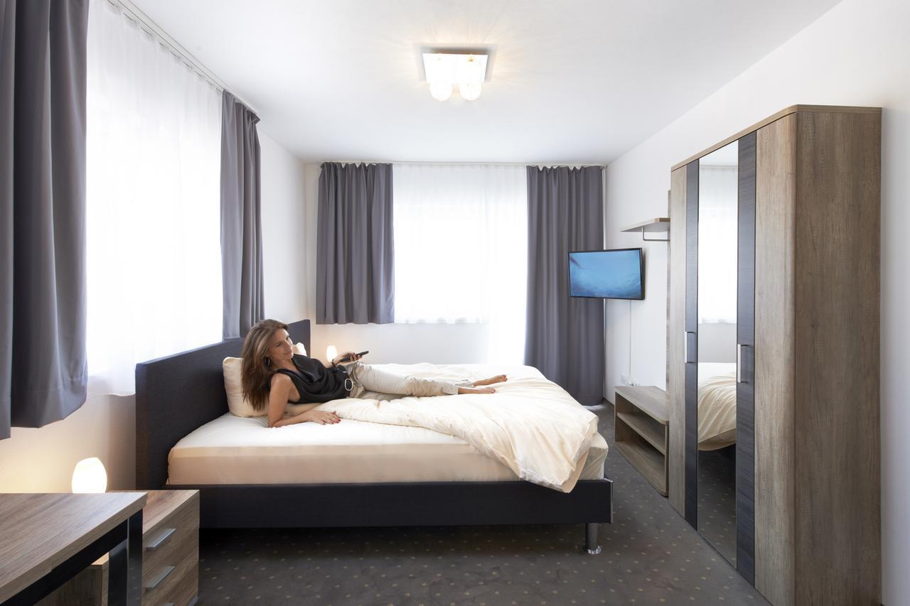 Hotel New In Gaimersheim ภายนอก รูปภาพ