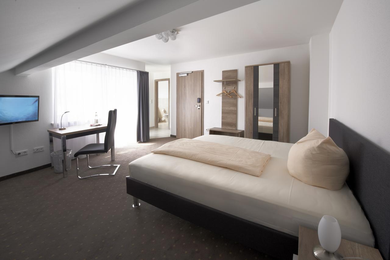 Hotel New In Gaimersheim ภายนอก รูปภาพ