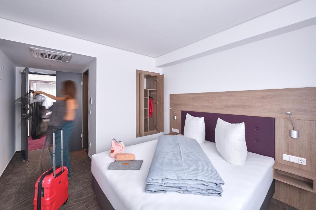 Hotel New In Gaimersheim ภายนอก รูปภาพ