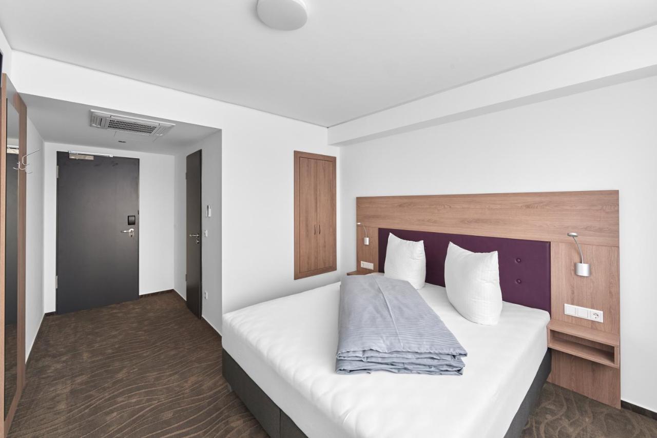 Hotel New In Gaimersheim ภายนอก รูปภาพ
