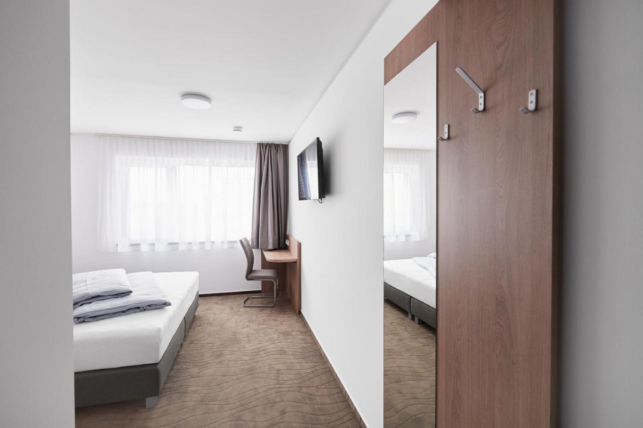 Hotel New In Gaimersheim ภายนอก รูปภาพ