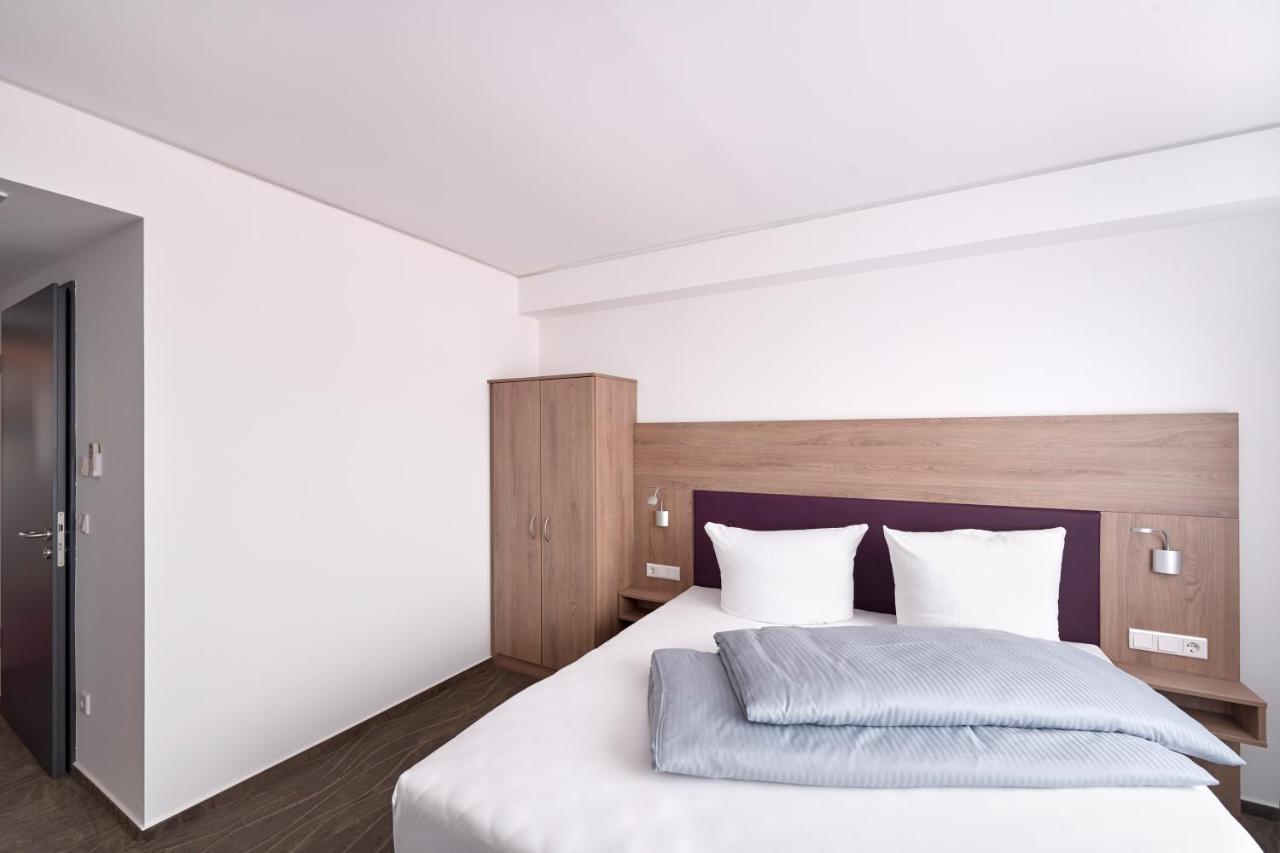 Hotel New In Gaimersheim ภายนอก รูปภาพ